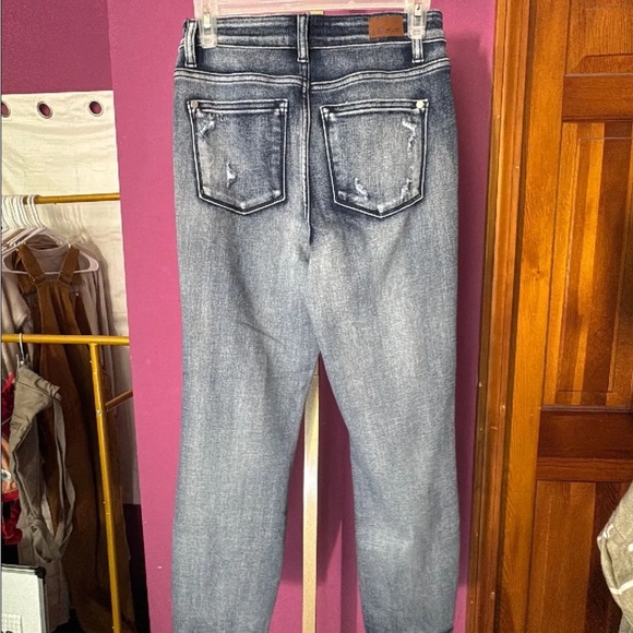 Judy Blue Distressed Blue Jeans - Picture 3 of 3